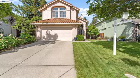 1045 Hollice Ln, Livermore, CA 94550