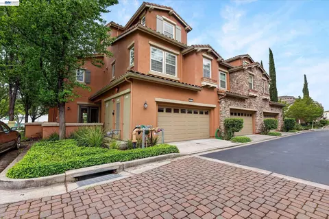 3683 Central Pkwy, Dublin, CA 94568