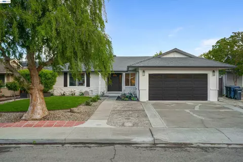 852 Seminole Dr, Livermore, CA 94551