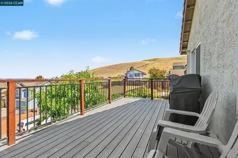 Exterior - 832 Steffa St, Bay Point, CA 94565 photo 6 of 9