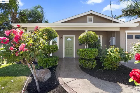 Exterior - 167 Peninsula Rd, Bay Point, CA 94565 photo 15 of 16