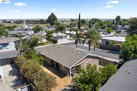 View/Area - 167 Peninsula Rd, Bay Point, CA 94565 photo 9 of 10