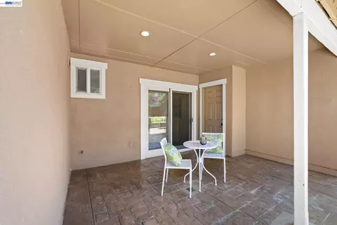 Exterior - 167 Peninsula Rd, Bay Point, CA 94565 photo 2 of 16