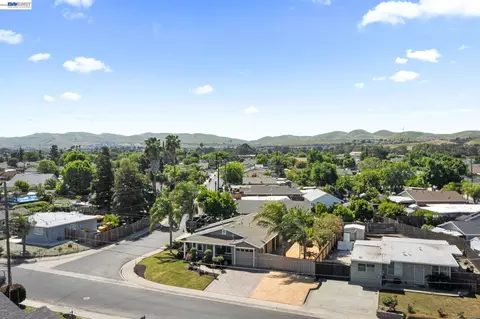 View/Area - 167 Peninsula Rd, Bay Point, CA 94565 photo 4 of 10