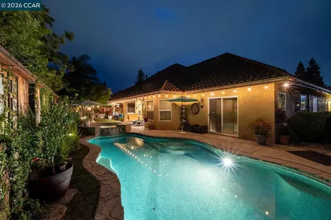 2531 Poppy Dr, Lodi, CA 95242