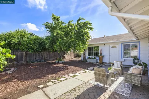 476 Pamela Dr, Bay Point, CA 94565