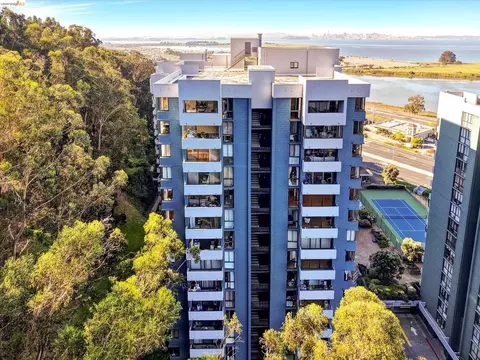 555 Pierce St #520, Albany, CA 94706