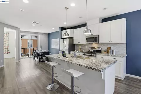 2332 Carbondale Way, Dublin, CA 94568