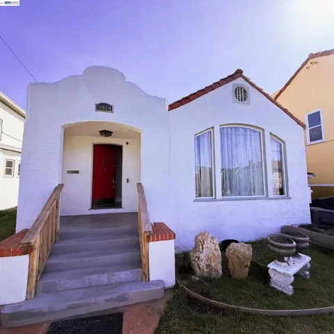 5814 Fleming Ave, Oakland, CA 94605