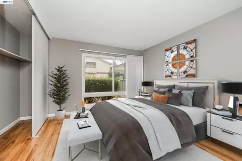 Bedroom - 1355 Kenwal Rd #A, Concord, CA 94521 photo 4 of 10