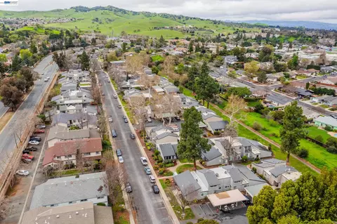 View/Area - 1355 Kenwal Rd #A, Concord, CA 94521 photo 2 of 3