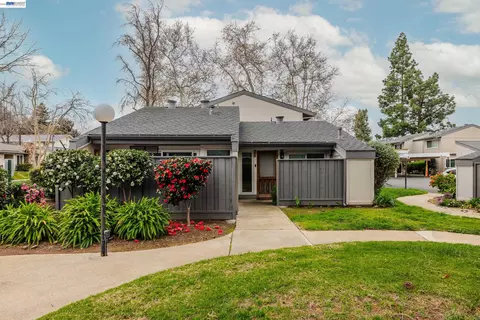 1355 Kenwal Rd #A, Concord, CA 94521