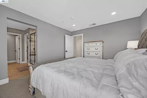 Bedroom - 5977 Ruby Pl, Dublin, CA 94568 photo 9 of 9