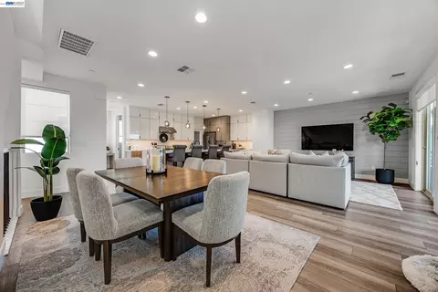 Dining - 5977 Ruby Pl, Dublin, CA 94568 photo 4 of 5