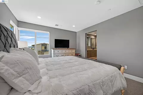 Bedroom - 5977 Ruby Pl, Dublin, CA 94568 photo 7 of 9