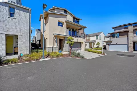 Exterior - 5977 Ruby Pl, Dublin, CA 94568 photo 3 of 10