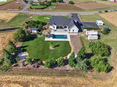 View/Area - 2151 Bartels Dr, Knightsen, CA 94548 photo 8 of 9