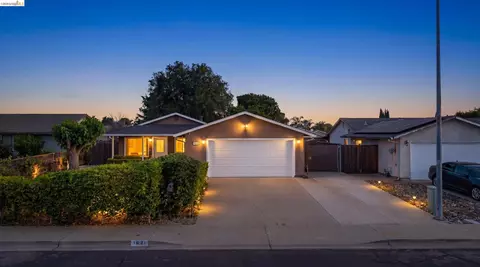 1621 Edgewood Dr, Oakley, CA 94561