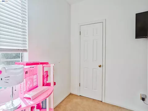 Bedroom - 88 Manchester Dr, Fairfield, CA 94533 photo 5 of 7