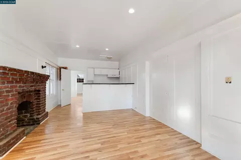 5315 Cole St, Oakland, CA 94601