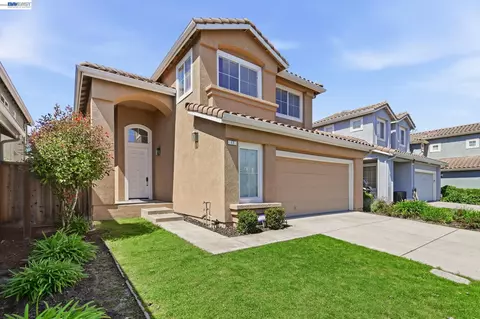 Exterior - 17 Miranda Ct, Alameda, CA 94502 photo 3 of 10