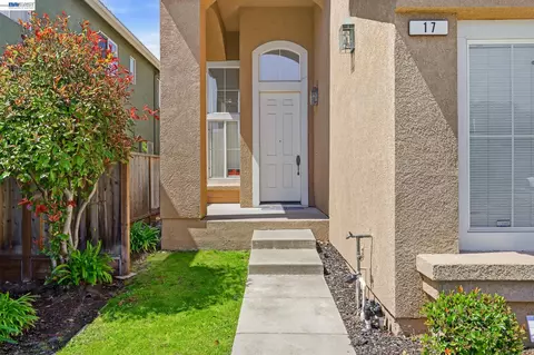 Other - 17 Miranda Ct, Alameda, CA 94502 photo 1 of 31