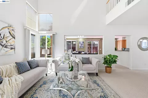 Other - 17 Miranda Ct, Alameda, CA 94502 photo 5 of 31