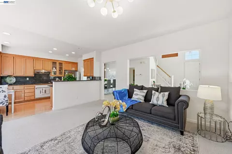 Other - 17 Miranda Ct, Alameda, CA 94502 photo 14 of 31