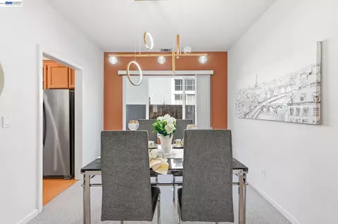 Dining - 17 Miranda Ct, Alameda, CA 94502 photo 4 of 8