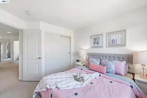 Bedroom - 17 Miranda Ct, Alameda, CA 94502 photo 10 of 11