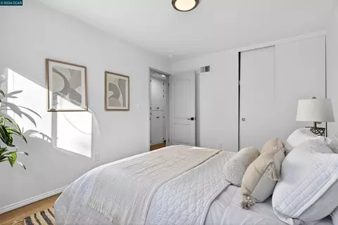 Bedroom - 1891 Gilly Ln, Concord, CA 94518 photo 7 of 8