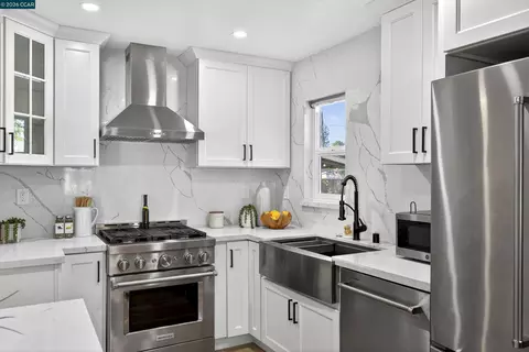 Kitchen - 1891 Gilly Ln, Concord, CA 94518 photo 5 of 9