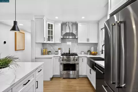 Kitchen - 1891 Gilly Ln, Concord, CA 94518 photo 4 of 9