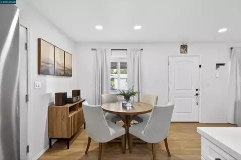 Dining - 1891 Gilly Ln, Concord, CA 94518 photo 2 of 3
