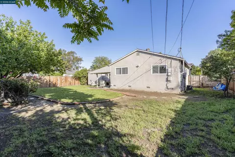 Exterior - 1891 Gilly Ln, Concord, CA 94518 photo 15 of 25