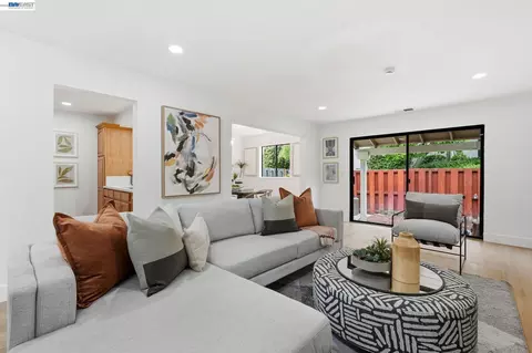 Other - 2 Knoll Ct, Hercules, CA 94547 photo 1 of 8