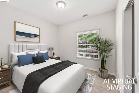 Bedroom - 813 S School St, Lodi, CA 95240 photo 1 of 3