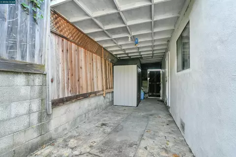 Exterior - 117 Jordan St, Vallejo, CA 94591 photo 3 of 4