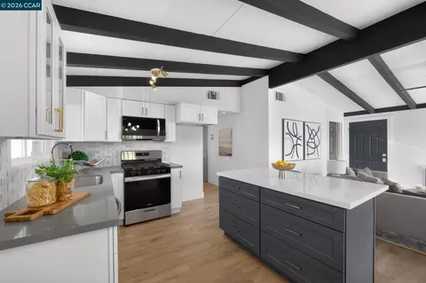 Kitchen - 27891 Ormond Ave, Hayward, CA 94544 photo 3 of 5