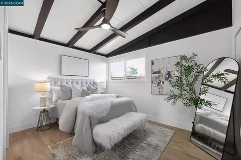 Bedroom - 27891 Ormond Ave, Hayward, CA 94544 photo 4 of 7