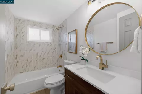 Bath - 27891 Ormond Ave, Hayward, CA 94544 photo 3 of 3
