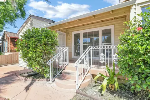 120 Hillcrest Ave, Pittsburg, CA 94565