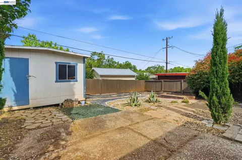 Exterior - 519 Annette Ave, Vallejo, CA 94591 photo 3 of 6
