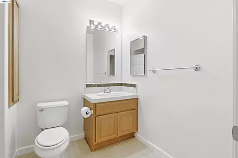 Bath - 3465 Dublin Blvd #442, Dublin, CA 94568 photo 4 of 5