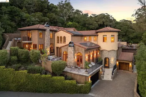 3 Maxwelton Rd, Piedmont, CA 94618