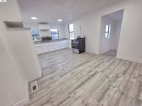 Other - 220 E Lodi Ave, Lodi, CA 95240 photo 2 of 4