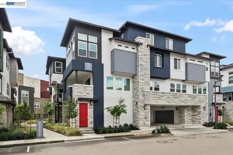 5552 Holly Bay Ave #D, Dublin, CA 94568
