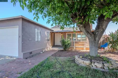 Exterior - 52 Bell Dr, Pittsburg, CA 94565 photo 1 of 5
