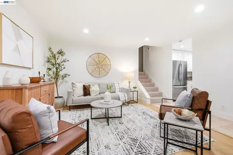 3855 Panda Pl, San Jose, CA 95117