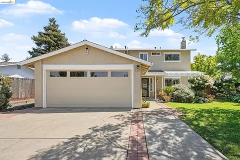 2092 Casa Grande St, Benicia, CA 94510